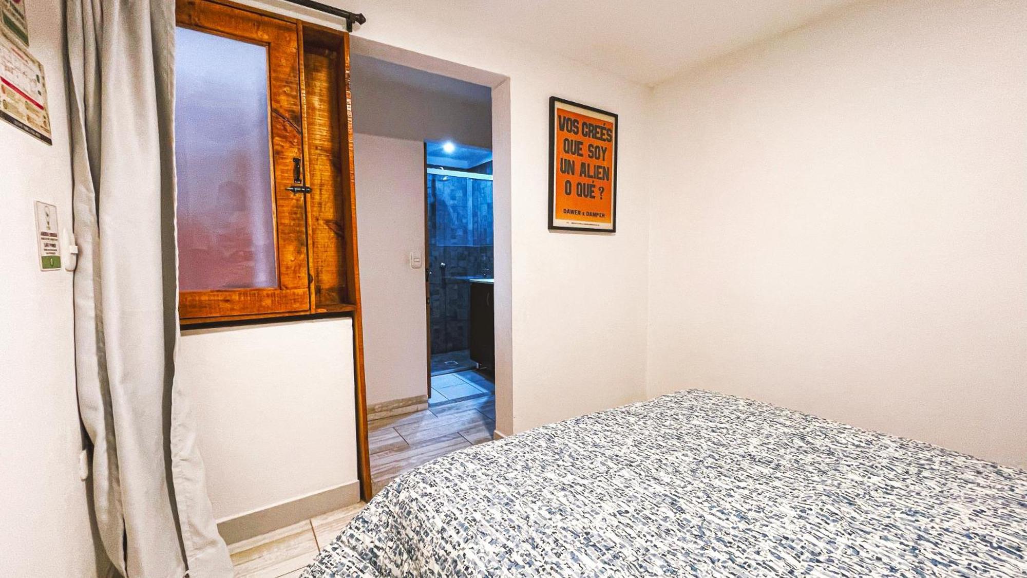Adn Algo De Nosotros - Malaika Hostel Medellín Exterior foto